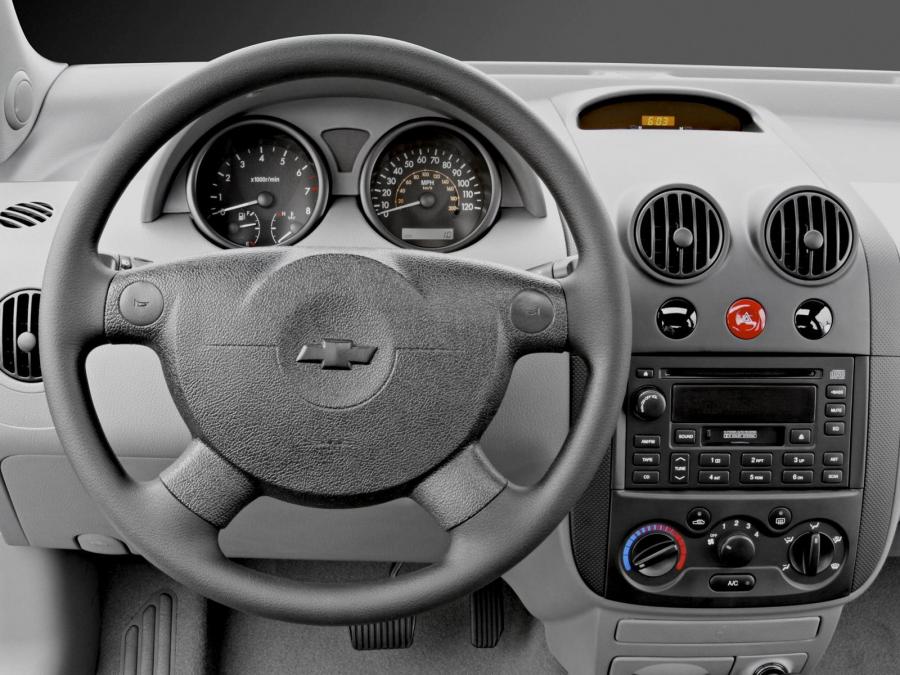  Chevrolet Aveo Sedan 2003 года  (фото 12 из 16)